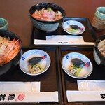 魚丼 - 
