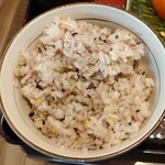 大戸屋 高崎貝沢店 - 五穀米(普通)。こちらも美味しい。