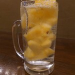 飲んべぇ食堂 らくだ屋 - 冷凍パインサワー