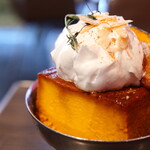 roku cafe - かぼちゃプリン（800円）