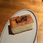 L.A.F - LAFのミルクフォカッチャ、ほかにないオリジナルの美味しさでフォカッチャの味の概念変わります。