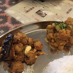 インド料理 パリワル - ソヤチャンクスのチョエラとカリフラワーとじゃがいものタルカリ