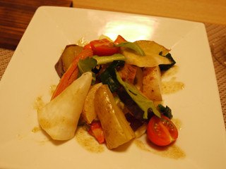 Arisan - 冬の美味しい野菜のローストサラダ　無添加味噌ドレッシング￥700