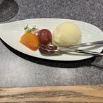 すきやきしゃぶしゃぶ 神戸牛 石田 - 