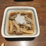 小川の魚 - 