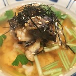 小川の魚 - 