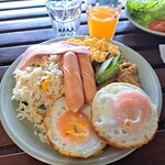 Kampaeng Ngam Hotel - ワンサの朝食プレート