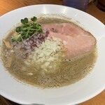 金沢濃厚煮干豚骨 伊乃心 - 