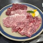 焼肉山吉 - 
