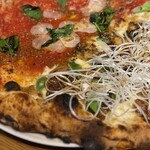 ピッツェリア トラットリア ダ オカピート - マリナーラ大好き！