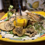 ピッツェリア トラットリア ダ オカピート - 豪華な盛り合わせでテンション上がる