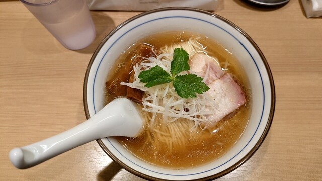 風商3号店　 らぁ麺 くろ渦 - 新宿三丁目/ラーメン | 食べログ