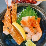 炭火串焼き 海鮮料理 燦々 - 