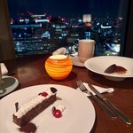 オリエンタルラウンジ - 