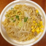 セブンイレブン - 料理写真:味噌バターコーンラーメン
