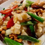 中国飯店 瑞鳳 - 紋甲イカ辛子甘酢炒め