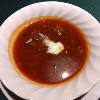 ロシヤ料理 ラルース - ボルシチ