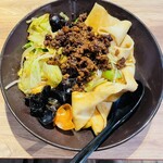 ビャンビャン麺 火鍋 成都 - 