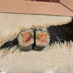 鮨 山口 - 赤貝とヒモ.胡瓜の細巻