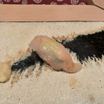 鮨 山口 - カワハギ 肝