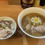 RAMEN ガモウスマイル - 