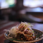 居酒屋 猿猴橋 - 貝のなめろう