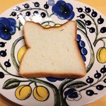 食ぱんの店 春夏＋秋冬 三宮センタープラザ店 - 角食パン