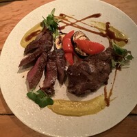 バル デ エスパーニャ ムイ 東京店 - お肉盛り合わせ？