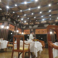 ザ・フジヤ - 内観