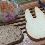 村上ベーカリー - うさぎ食パン