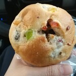 村上ベーカリー - 7種のドライフルーツパン