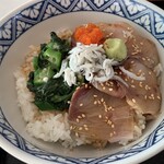 桜島サービスエリア （下り線） レストラン - 料理写真:鹿児島名物カンパチ漬け丼税込1,240円