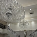 カサ・デ・アンジェラ - 会場のシャンデリア。豪華なお部屋でした