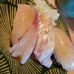 廻し鮨 新鮮や - 活魚三昧