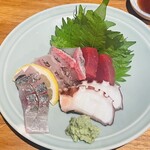 魚屋ひでぞう 立ち呑み店 - お造り5種盛り