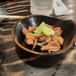 薄利多賣半兵ヱ 柏東口ハウディモール駅前通り モスバーガーの角を左に曲がってすぐ店 - 