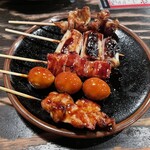 薄利多賣半兵ヱ 柏東口ハウディモール駅前通り モスバーガーの角を左に曲がってすぐ店 - 