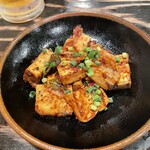 薄利多賣半兵ヱ 柏東口ハウディモール駅前通り モスバーガーの角を左に曲がってすぐ店 - 