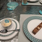 Tiffany Blue Box Café - 