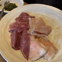 炭火焼肉ホルモン うしごろ 中目黒店 - 