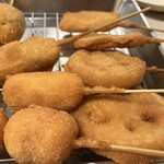 串かつ だるま 北新地店 - レディースセットのトマトがオツでした。