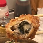 とんかつ 末吉 - 一口食して