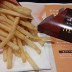 マクドナルド - あふれんばかりのポテト
