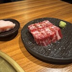 中目黒焼肉 登牛門 - 