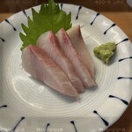 大衆酒場 五の五 - ぶり刺身　580円
