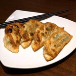 中国料理 イシダ - 梅と大葉の焼き餃子