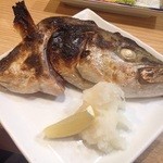 スタンドふじ - はまちのカマ塩焼き