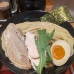 麺 ヒキュウ 六甲道店 - 