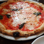 トラットリア エ ピッツェリア アミーチ - 