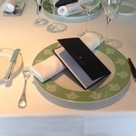 オテル・ド・ヨシノ - メニュー セゾン(おまかせコース) 8800円(税・サービス料別)の始まりです